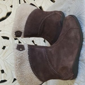 Timberland Genuine Leather Slip on Brown Boots Waterproof Size 6M Mid Calf Style